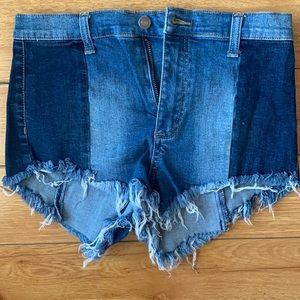 FOREVER 21 New Two Tone Jean Shorts Med